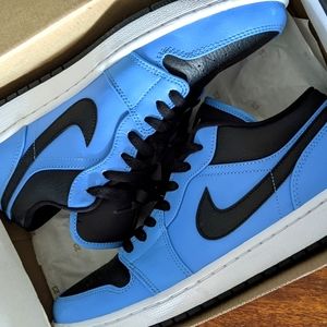 Air Jordan 1 Low Laser Blue, worn once